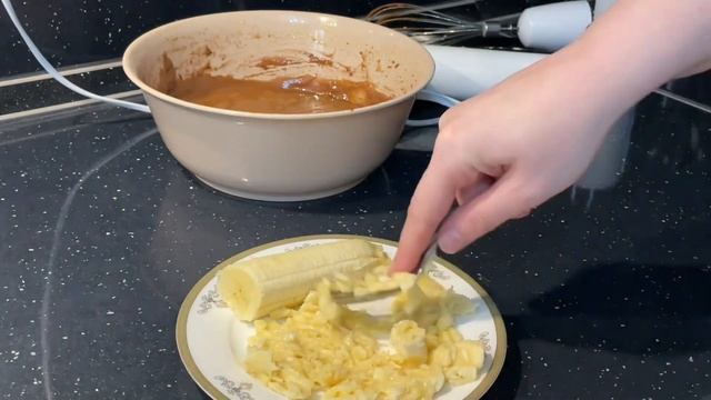 Шоколадно банановый кекс смотреть онлайн