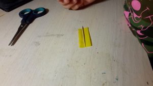 DIY: делаем закладки из скотча