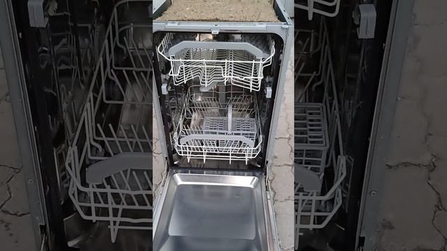 встраиваемая узкая посудомойка 45см Аристон Ariston — смотреть онлайн ...