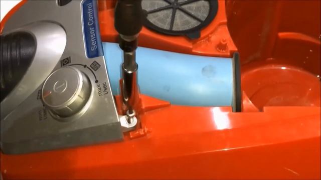 How To Remove The Shell From A Bosch Zoo ProAnimal Vacuum Cleaner смотреть онлайн