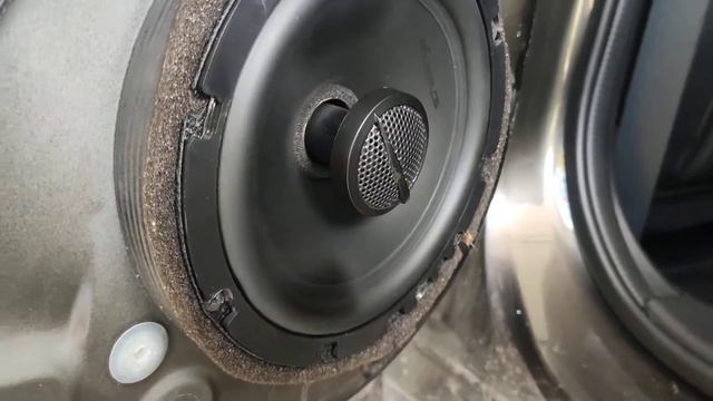 коаксиальная акустика challenger. шумоизоляция Мазда 6