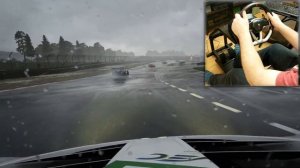 Hori Force Feedback Racing Wheel DLX for Xbox Series X Test in Forza Motorsport 7
