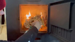 Отопление столярной мастерской /// Купил новую печь /// Как эффективно отопить мебельный цех