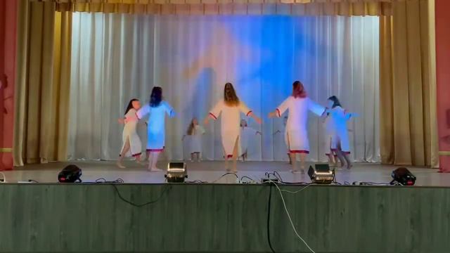 "Девка по саду ходила" " Dance Flight " смотреть онлайн