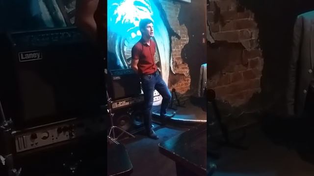 Патриот стих . Парень талантливо написал и рассказал стих смотреть онлайн