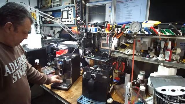 150341 2/2 Philips Saeco HD8917 Incanto смотреть онлайн