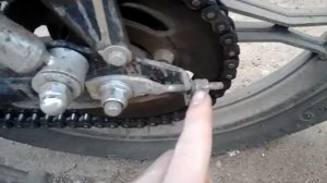 Как натянуть цепь на мототехнике краткий обзор