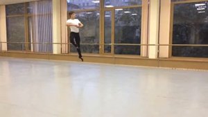 Двойной Cот де баск андедан ( Saut de basque en dedans 2х) Игорь Пугачев