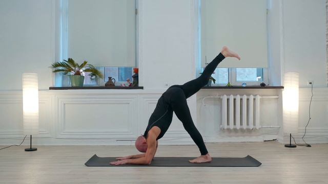 Александр Зеленский, тренировочный комплекс. Уровень сложности средний смотреть онлайн