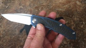 Maxace Halictus titanium framelock flipper knife with M390 blade steel carbon fiber inserts