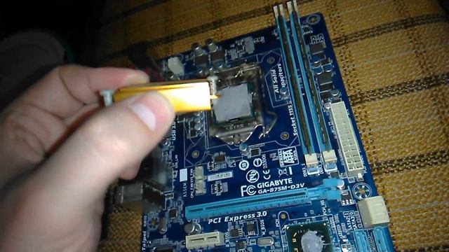 Что делать если греется мост материнской платы!? смотреть онлайн