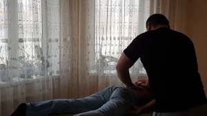 КОСТОПРАВ убрал ОСТРЫЕ  БОЛИ в ШЕЕ, ПОЯСНИЦЕ и НОГЕ за  СЕАНС. Вправление позвонков. Молдова.