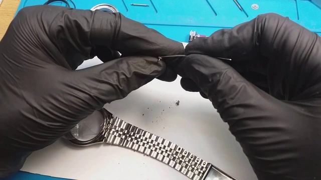 Разбираем кнопку в часах ориент. смотреть онлайн