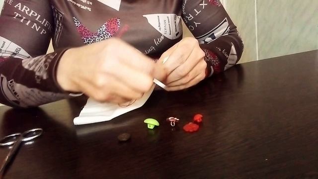 КАК ПРИШИТЬ ПУГОВИЦУ БЕЗ УЗЕЛКА?