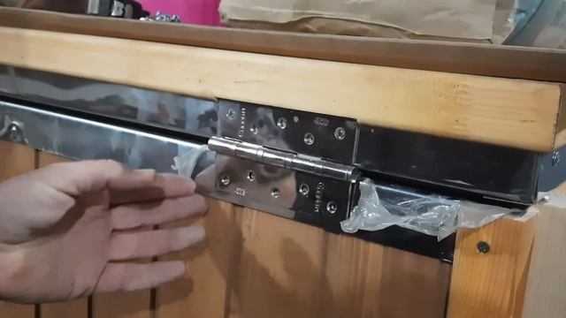 Как навесить дверь на коптильный шкаф.. Мой подход. | Бoroda 32