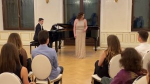 Н. Римский-Корсаков.   «Пленившись розой,  соловей...»