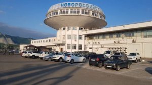 НОВОРОССИЙСК 2023. ВЕЧЕРНЯЯ ПРОГУЛКА ПО ГОРОДУ.