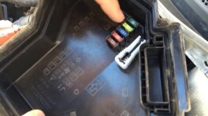 ЗАМЕНА ПРЕДОХРАНИТЕЛЯ ПРИКУРИВАТЕЛЯ  НА HONDA CIVIC 4D 8-ГО ПОКОЛЕНИЯ