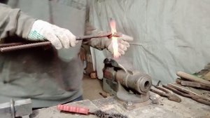 кованые корзинки-шишечки,на горячую,балясина,художественная ковка,кованые элементы,линия ковки.