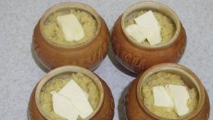 Пшенная каша в горшочках
