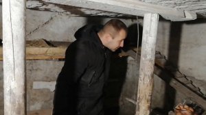 Как обустроить гнездо для кур.