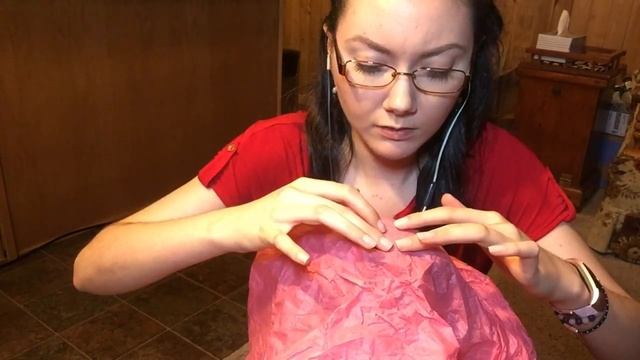 АСМР/ASMR - Шуршание Пакетом и Нежный Шепот