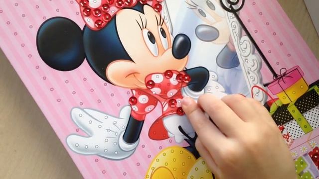 Картина из пайеток "Минни Маус" смотреть онлайн