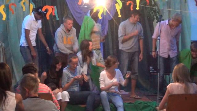 Утро в лагере (инсценировка группы Кишечная палочка) смотреть онлайн