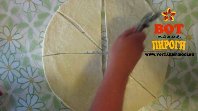 Рогалики с творогом и курагой