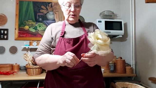 Хризантема из листьев кукурузы, ч.3. смотреть онлайн