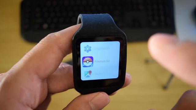 Sony Smartwatch 3 - POTENTE MA ECONOMICO | Recensione | - Aron ITA смотреть онлайн
