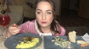 MUKBANG / Mashed potato / Herring with onions / Мукбанг / Пюре / Селедка с луком / not ASMR