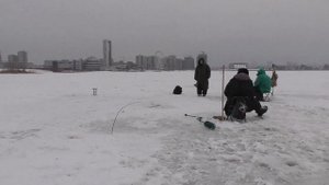 Зимняя рыбалка пробуем поймать леща в центре г  Казань