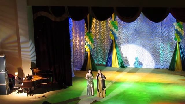 'Белой акации гроздья душистые' смотреть онлайн