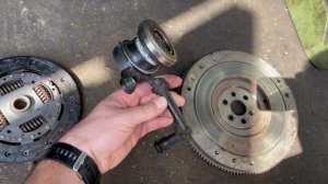 Сцепление на Lada Largus ударило по карману