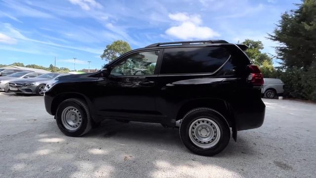 TOYOTA LAND CRUISER 2.8 UTILITY COMMERCIAL | WALK AROUND EXTERIOR + INTERIOR смотреть онлайн