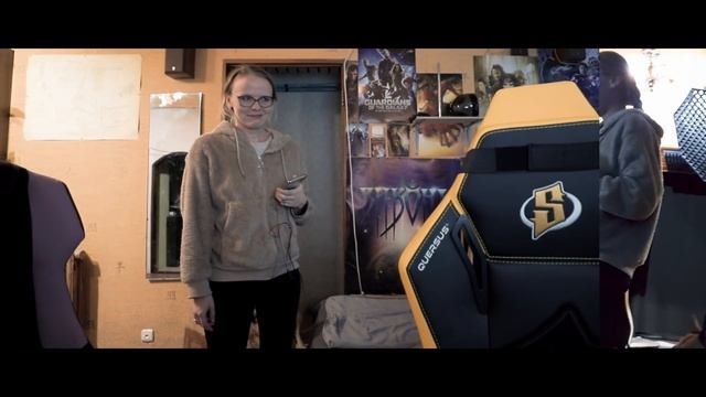 Сделал НЕОЖИДАННЫЙ ПОДАРОК ДЕВУШКЕ | Крутое игровое кресло WARP | Она заплакала, НЕ ЗНАЛА ЧТО СНИМА смотреть онлайн