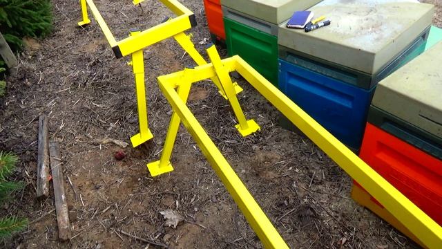 Подставки под улей Медведь Вставка под банки для сотового меда смотреть онлайн