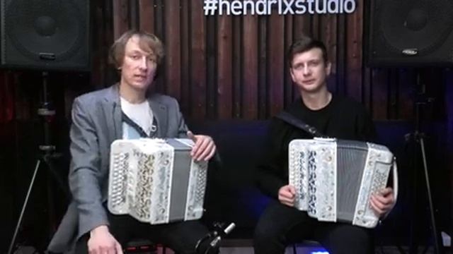 Почему поставили Русские голоса на итальянскую гармонь??? || ГАРМОНОБАТЛ 12 смотреть онлайн