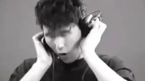 Дьулустаан Иванов ыллыыр. KitJah аҕата.