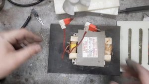 Молнии Лихтерберга.Как сделать аппарат или устройство..mp4