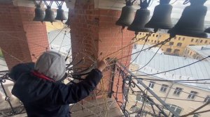 Колокольный звон. Заиконоспасский монастырь. Звонарь Егор Чухлеб.