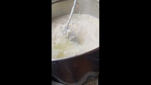 Варю Адыгейский сыр, поступил заказ. (Как варю его я).