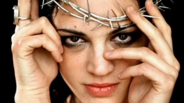 ВЕНЕЦ БЕЗБРАЧИЯ: ЧТО ЭТО ТАКОЕ И КАК ИЗБАВИТЬСЯ Если коротко - это махровое суев