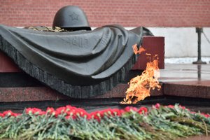 День победы. Поздравление экс. губернатора Алтайского края - Александра Сурикова