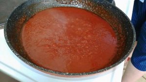 Пельмени в сливочно-томатном соусе - Dumplings in creamy tomato sauce.