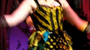 Номер из оперетты "Фиалка Монмартра".