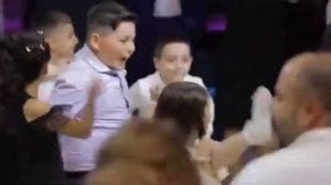 Ведущий Артур на армянскую свадьбу в Москве от @armina_broom +79773018815. Певец армянин в Москве