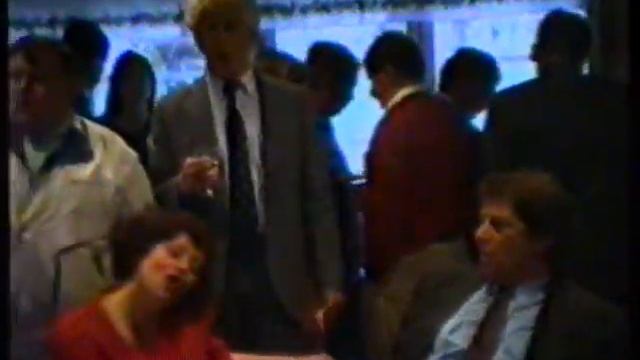 Дубинин В. В. Карелия снится, исполняет с товарищами. смотреть онлайн