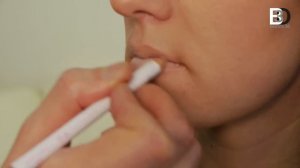 КАК ПРАВИЛЬНО КРАСИТЬ ГУБЫ, ЧТОБЫ ПОМАДА ДЕРЖАЛАСЬ ДОЛГО